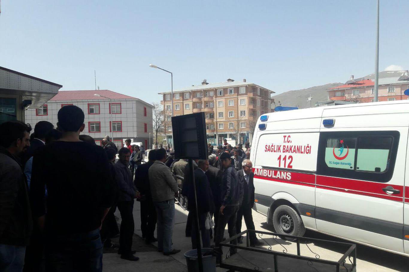 Van'da silahlı saldırı: 2 ölü bir yaralı